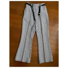 美品　モノクロ　チェック柄フレアパンツ Mサイズ　韓国　春夏　ベルト付き
