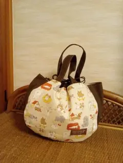 可愛いワンコ柄　巾着バッグ