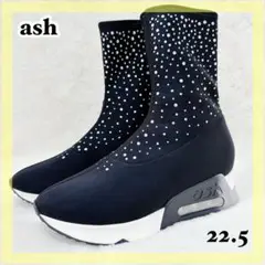 Item thumbnail for item fc13ec8c-4d26-476c-8b89-5c8ac8e74739