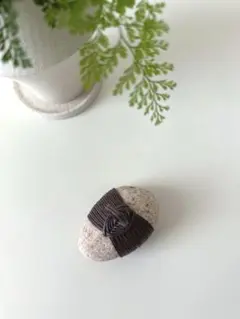 wrapped stone ストーンオブジェ