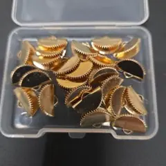 在庫処分　ゴールド 半月型 金属パーツワニカン まとめ売り