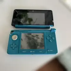 ニンテンドー3DS 青 破損あり