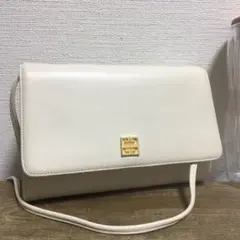 《美品》GIVENCHY(ジバンシィ)レザー ショルダーバッグ ホワイト系