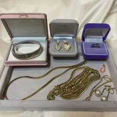 【遺品整理】アクセサリーセット（指輪・イヤリング・ブレスレット・ネックレス）