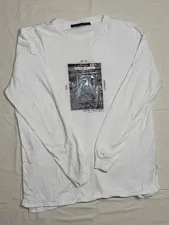 ホワイト 長袖 Tシャツ グラフィックプリント