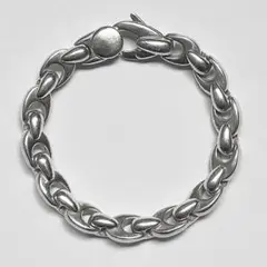 Item thumbnail for item 968513f5-16e4-4265-b0a5-6965073b1172