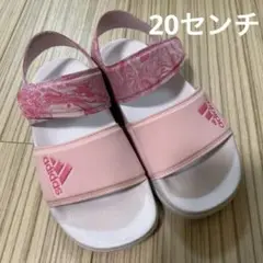 adidas ピンク マーブルサンダル