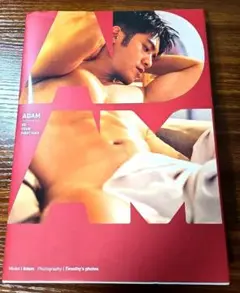 台湾 男性 写真集 林冠宇 リン・グアンユウ 筋肉