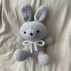 グレーウサギ あみぐるみ