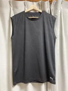 PUMA ブラック タンクトップ
