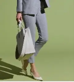 【美品】ORIHICA オリヒカ　グレー　クロップドパンツ　パンツ Ｌ