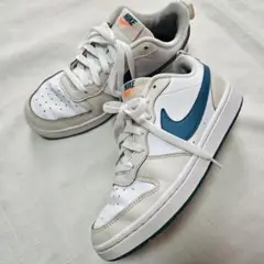 NIKE ナイキキッズ スニーカー