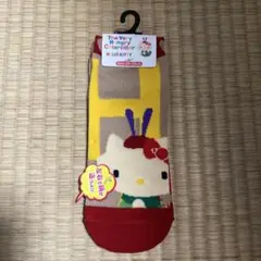 はらぺこあおむしとキティちゃん靴下