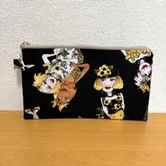 ロラライハリス Beeブラック総柄フラットポーチ