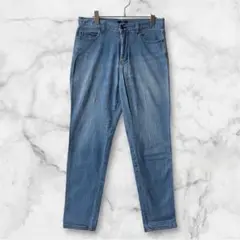 Item thumbnail for item 8a335f1a-ec5c-45f1-aeb2-58bf0b0af99e