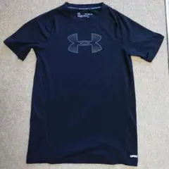 Under Armour ブラック Tシャツ YXL