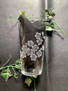 手彫りグラス.梅の花のタンブラー.ハンドメイド