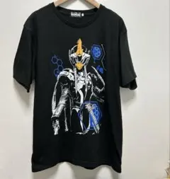 仮面ライダーリバイス　仮面ライダーインビンシブルジャンヌ　Tシャツ　L