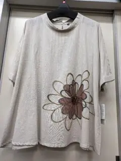 お値下げ品！夏物　Worldclass オシャレデザイン　綿素材　プルオーバー