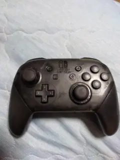 Nintendo Switch コントローラー 黒　プロコン