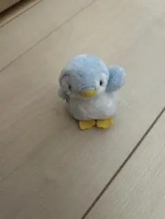 ストラップ付きペンギンぬいぐるみ　ミニ
