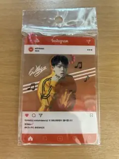 iKON Bobby インスタグラム風キーホルダー
