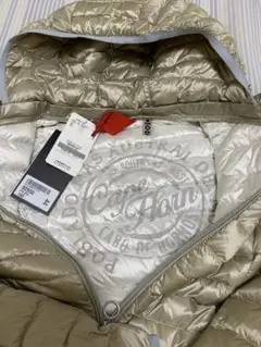 値下!beams取扱 未使用ケープホーン 色がかなりきれいなダウン 44