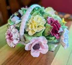 ❤️ロイヤルドルトン花のバスケット陶器製可愛い箱入り❤️1658