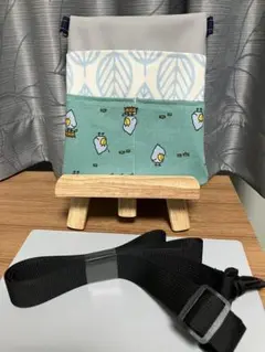 ✰特別価格✰1点限りサコッシュショルダーバッグ ハンドメイドハシビロコウ×ミント