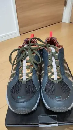 NIKE AIR HUMARA'17 PREMIUM