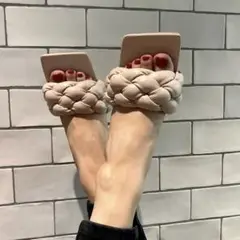 eimy istoire スクエアープランプサンダル　M