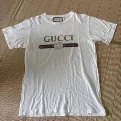 GUCCI ホワイト Tシャツ ロゴ刺繍