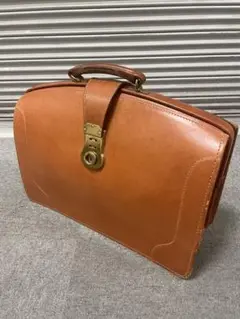 SWAINE ADENEY スウェインアドニー 　英国王室御用達　ノート スゥエインアドニーのダレスバッグ2種類を比べてみる 紳士