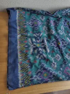 インドネシア バリ 布 イカット　インテリアファブリック　アジアの布
