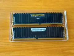 送料無料！最終値下げ！コルセア CMK16GX4M2A2666C16 メモリ