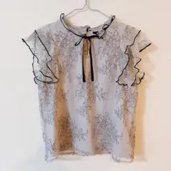 ROJITA ラッフルスリーブレーストップス