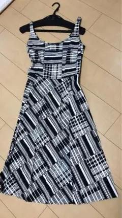 エトロ ノースリーブ ワンピース