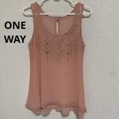 ONE WAY ゴールドスタッズ　ノースリーブトップス　Free
