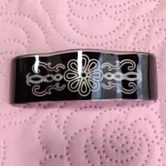 ブラック 花模様 バレッタ