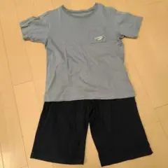 GU　ジーユー　夏用パジャマ　150サイズ　 Tシャツショートパンツセット