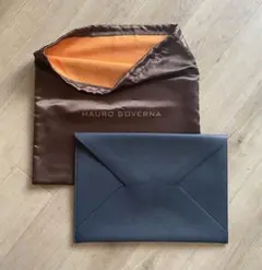 MAURO GOVERNAマウロゴベルナ　ノートPCケース　ドキュメントケース