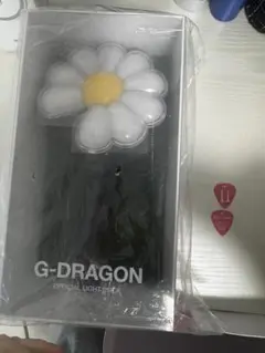 G-DRAGON ジードラゴン　公式ペンライト ギターピック2個付き