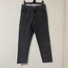 フェリシモ　リブインコンフォート　ダークグレー デニムパンツ
