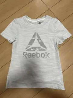 Reebok ライトグレー Tシャツ Mサイズ