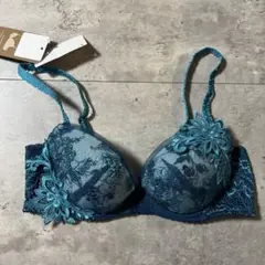 Item thumbnail for item 8a7e96fe-7476-4b14-bdf9-201a0d70b573