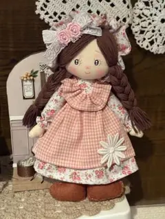 ハンドメイド　カントリードールちゃん