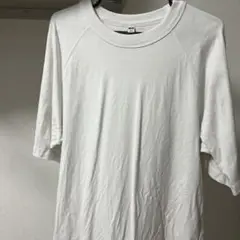 UNIQLO 白　tシャツ