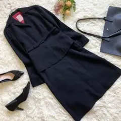 美品✨シビラ【M】セットアップ スカートスーツ 黒 冠婚葬祭 セレモニーシーン