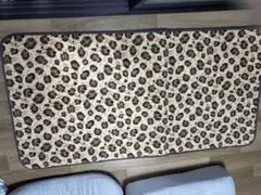 ヒョウ柄ラグ 約80cm x 170cm