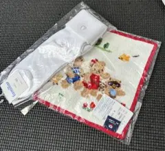 ［新品未使用］ファミリア ミニタオル&ソックス22-24cm 白